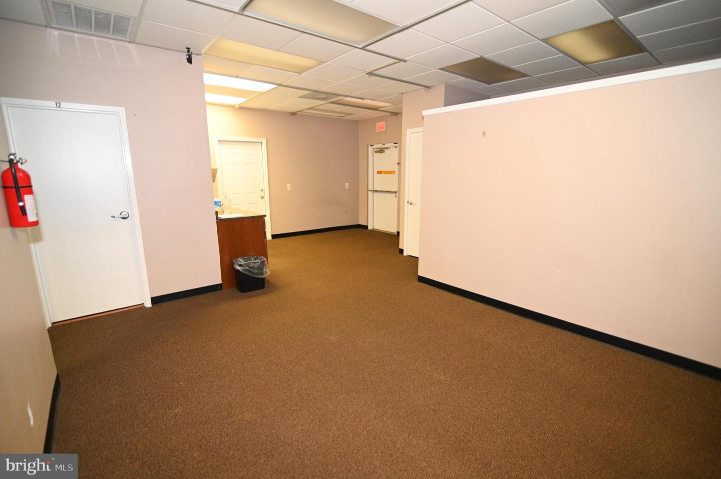 12106 Old Line Ctr #r-8-b Property Photo 25