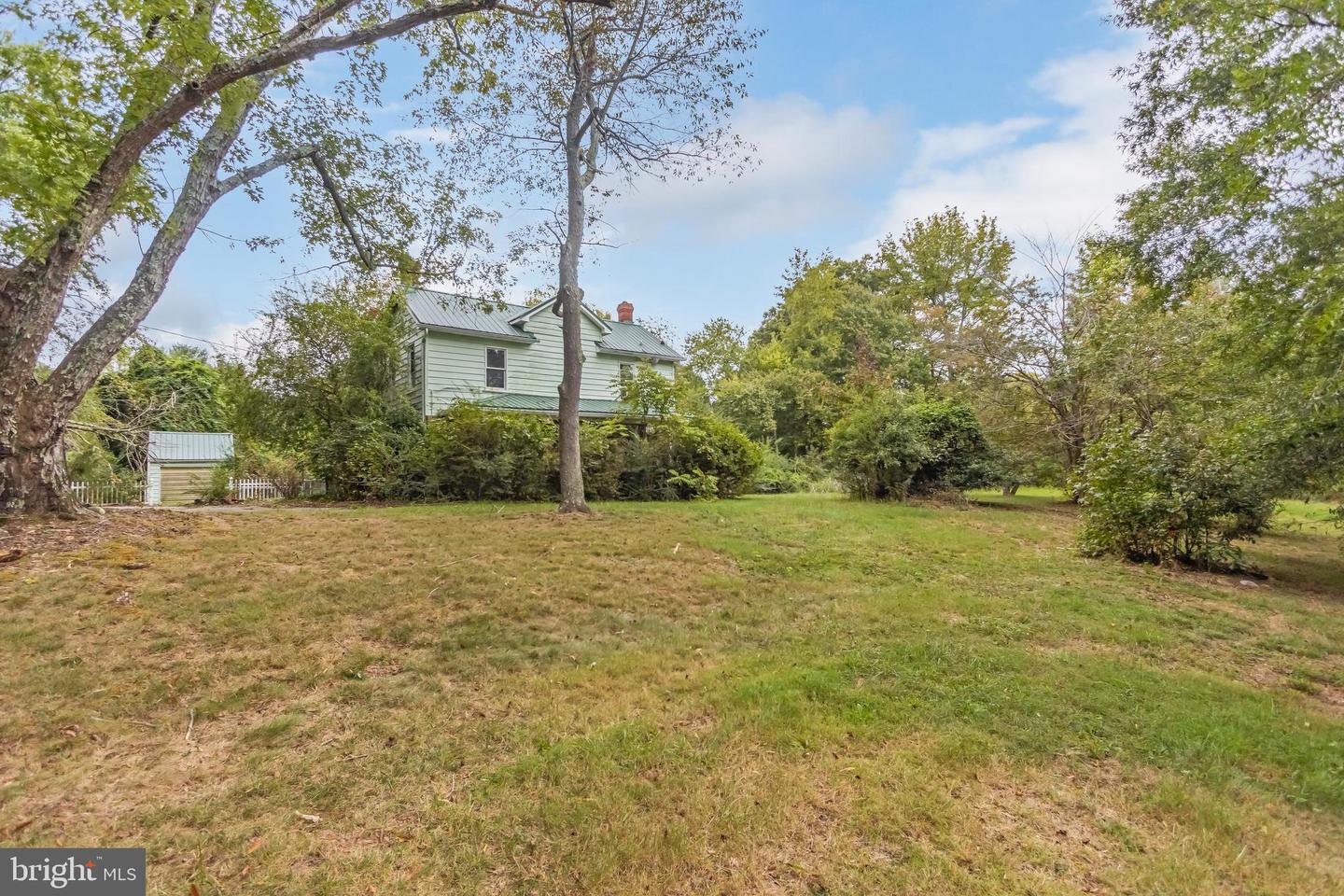 4615 Bicknell Rd Property Photo 2