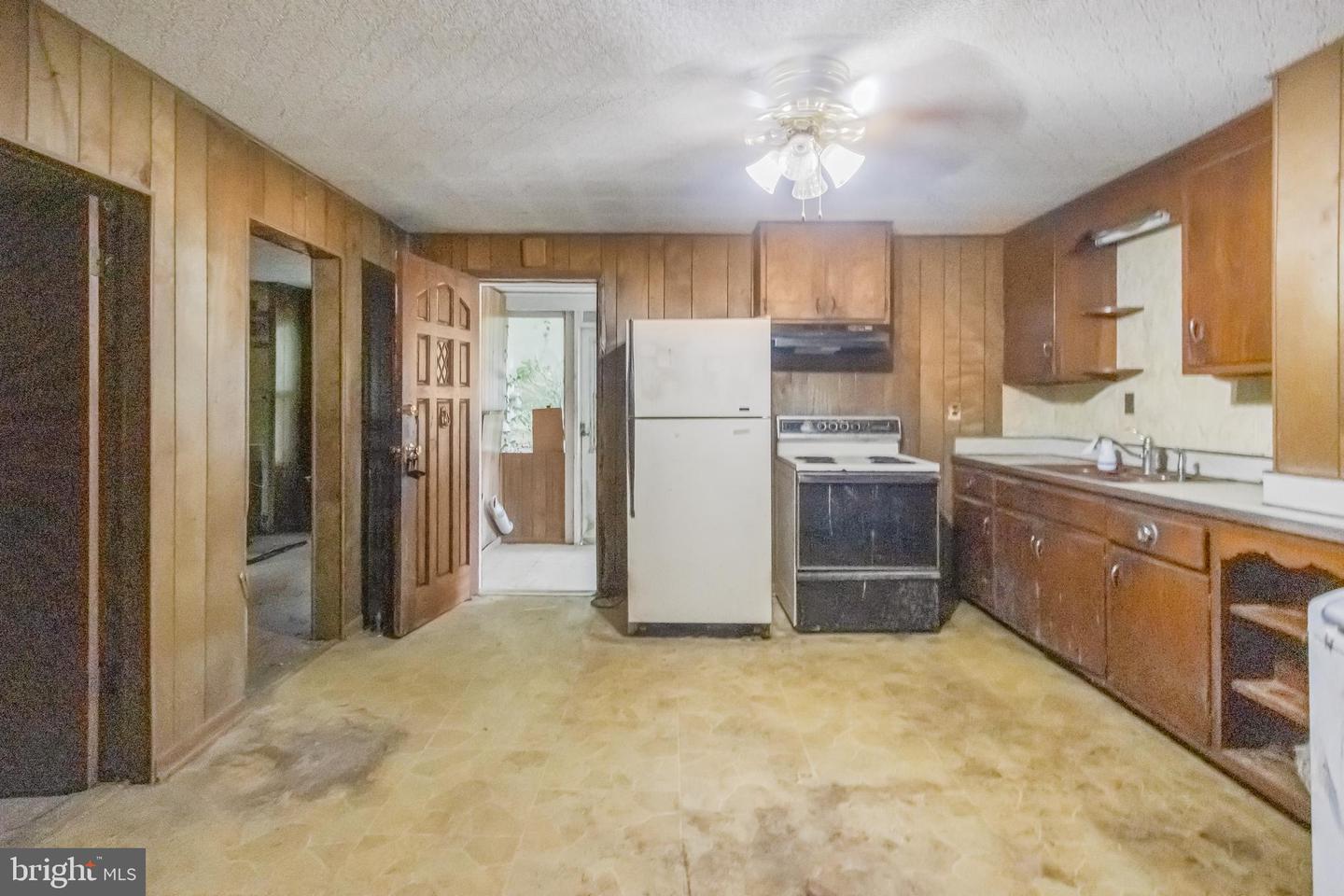 4615 Bicknell Rd Property Photo 6