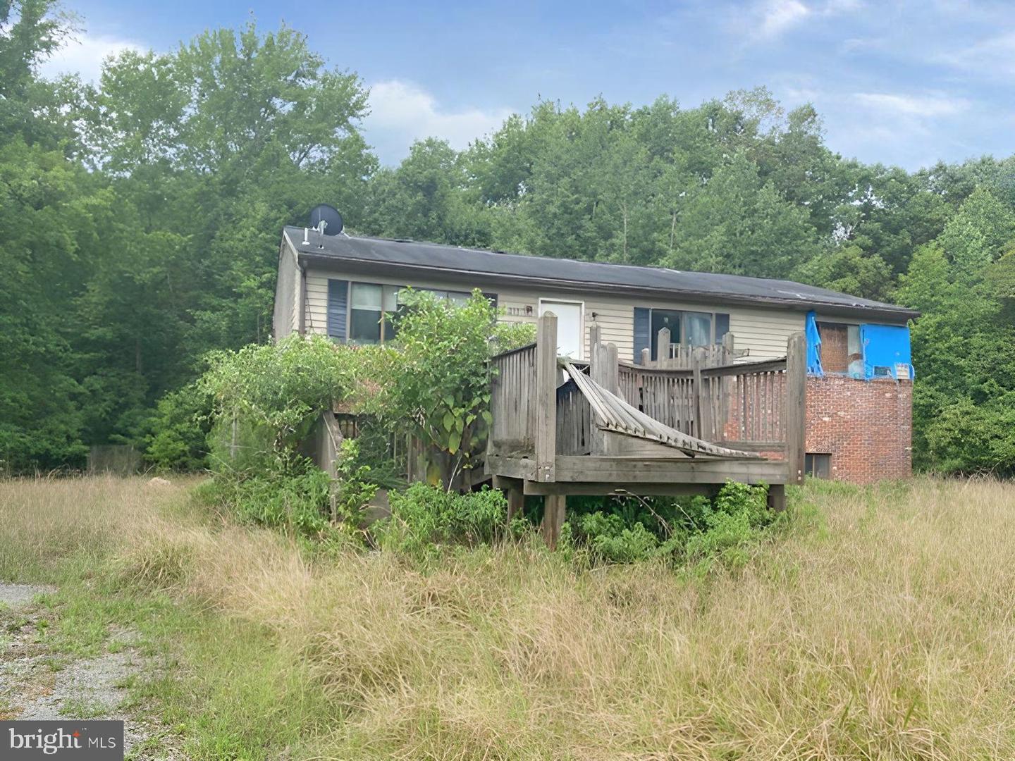 6215 Bartlett Pl Property Photo 1