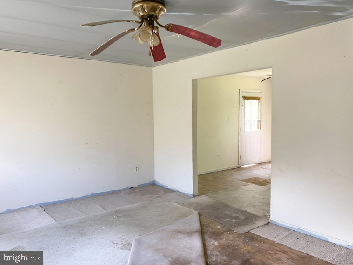 6215 Bartlett Pl Property Photo 7
