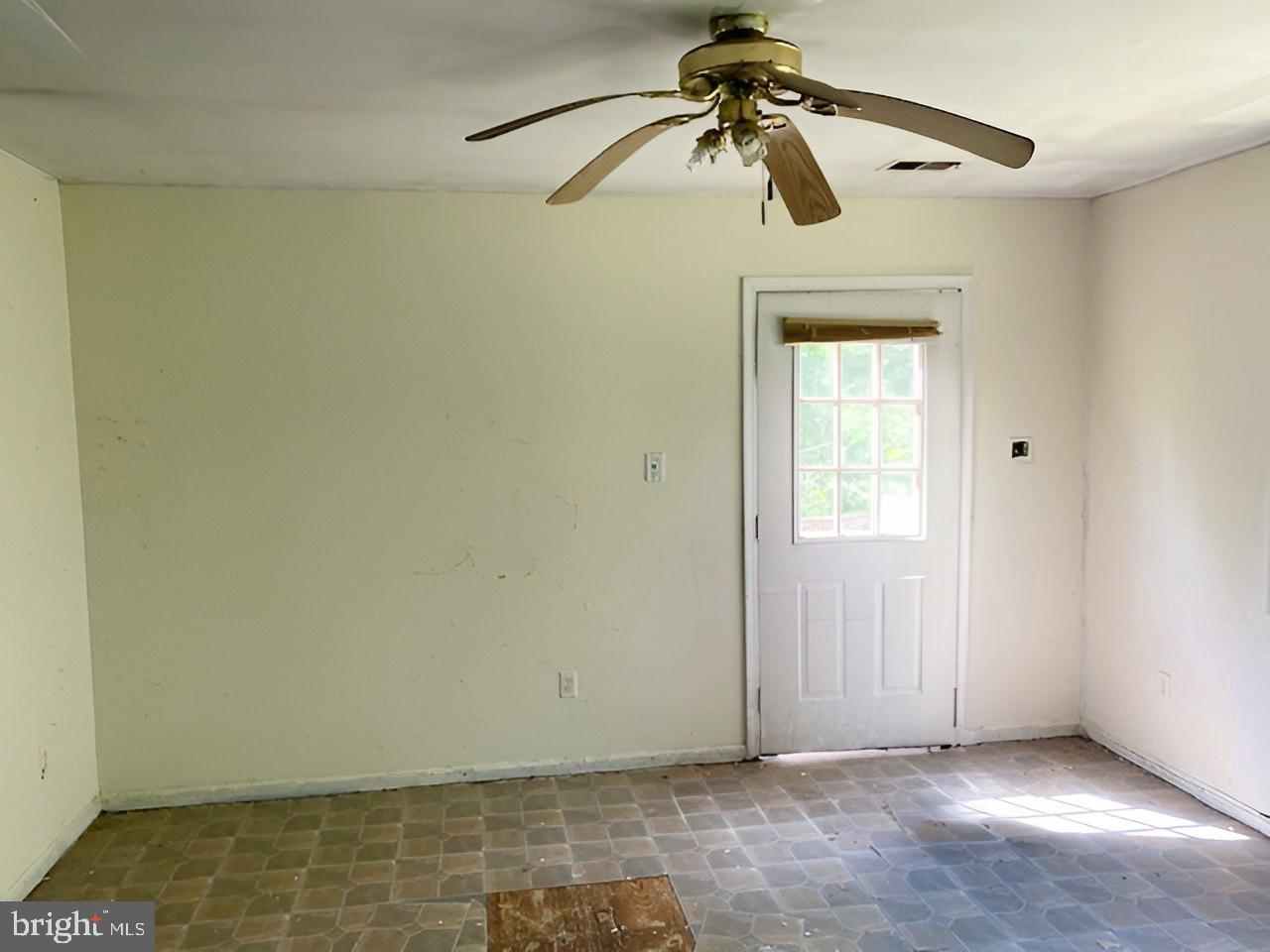 6215 Bartlett Pl Property Photo 12