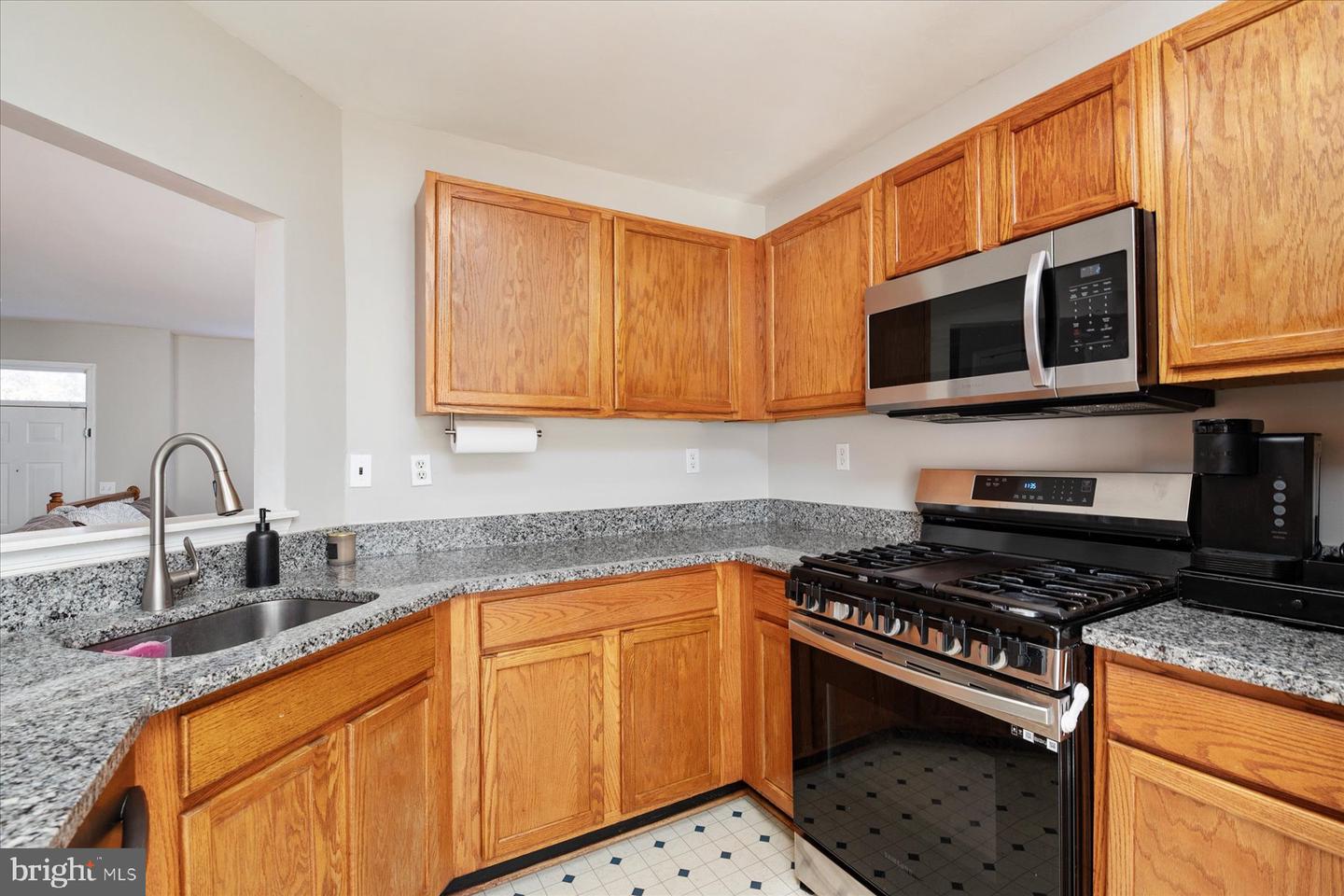 10723 Esprit Pl Property Photo 6