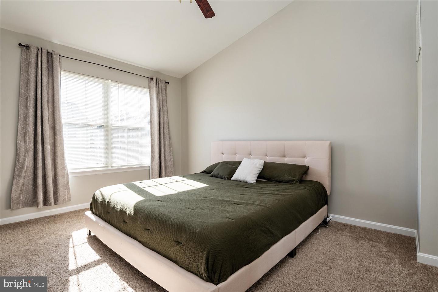 10723 Esprit Pl Property Photo 14