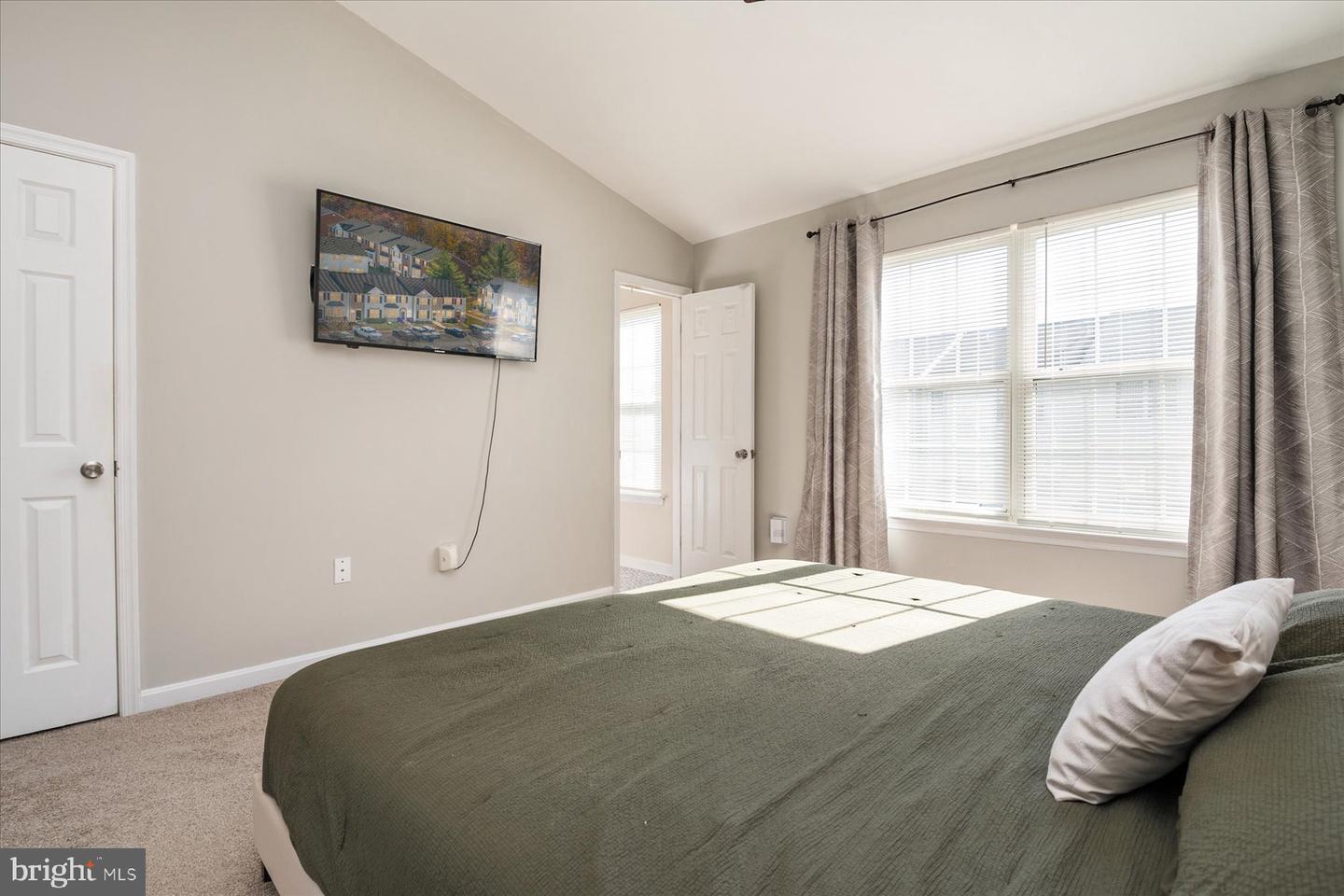 10723 Esprit Pl Property Photo 15
