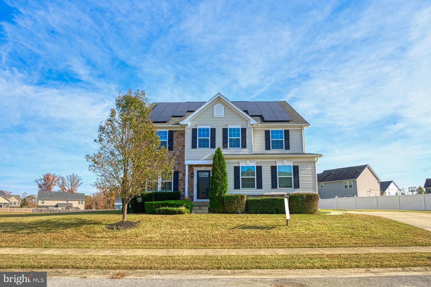 120 Wheatfield Dr Property Photo