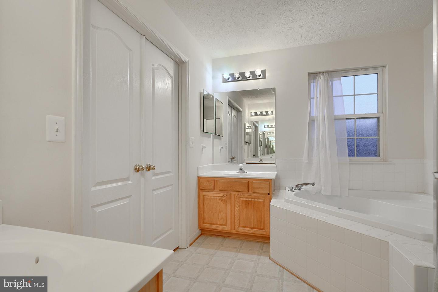 10017 Wamsley Ct Property Photo 50