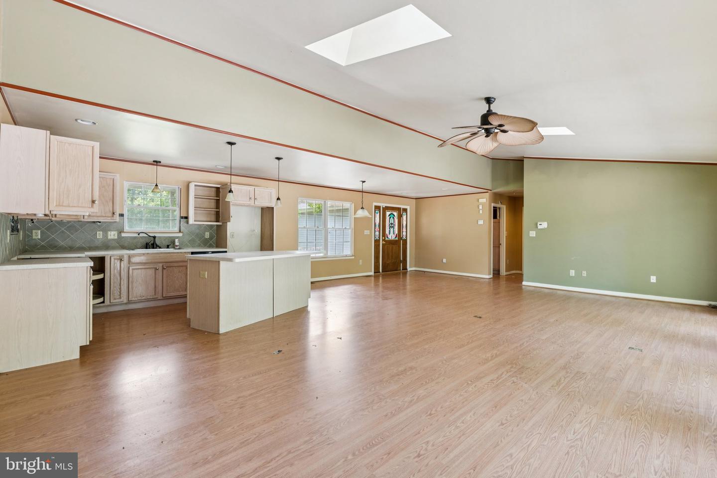 14413 Bittersweet Dr Property Photo 2