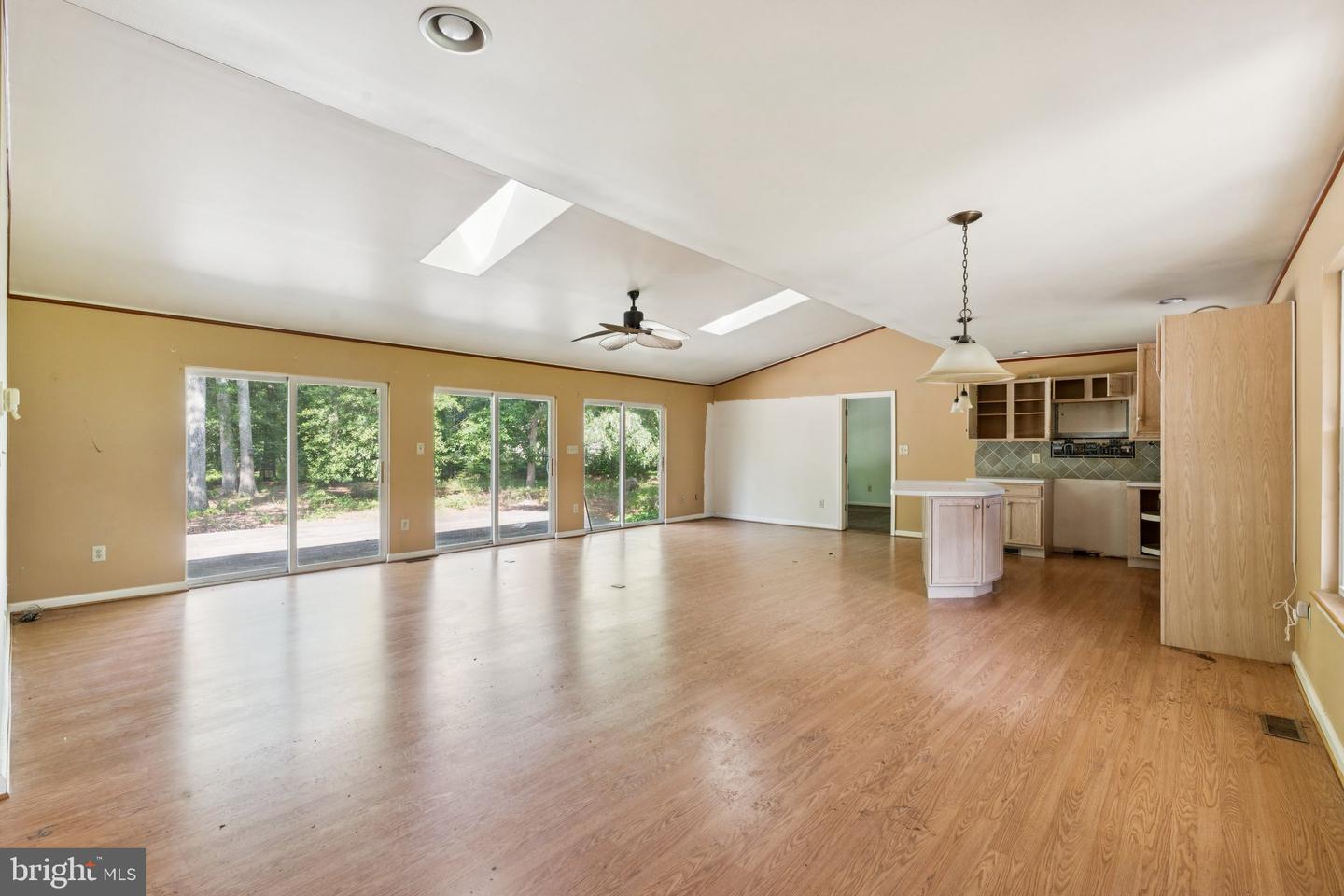 14413 Bittersweet Dr Property Photo 4