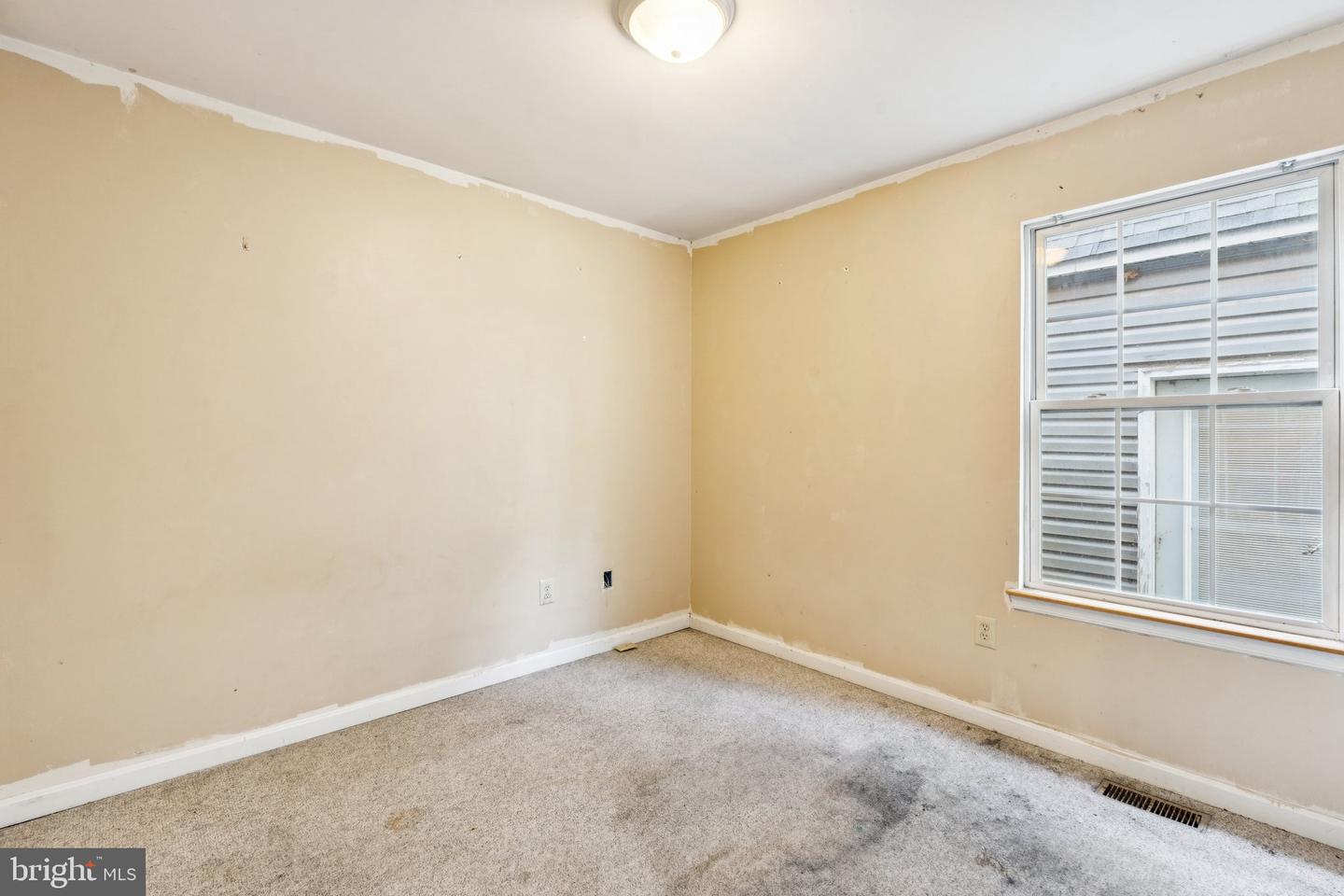 14413 Bittersweet Dr Property Photo 8