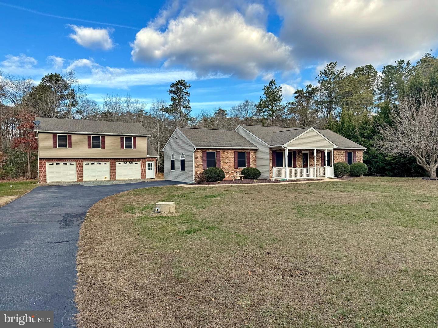 15020 Hunters Harbor Ln Property Photo 1