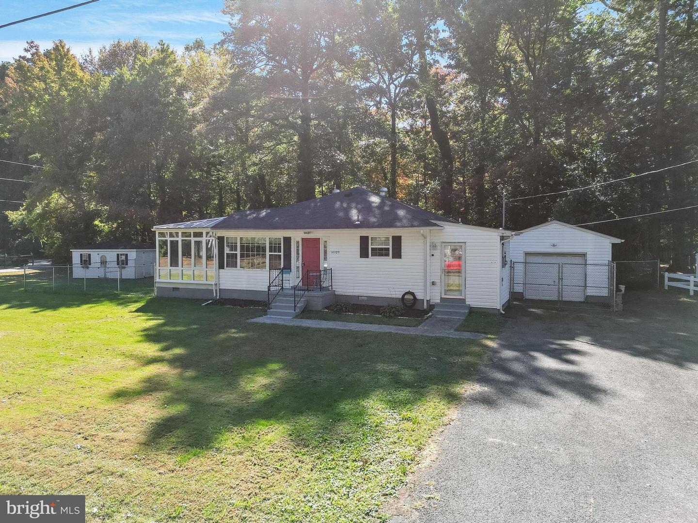 14329 High Ave Property Photo