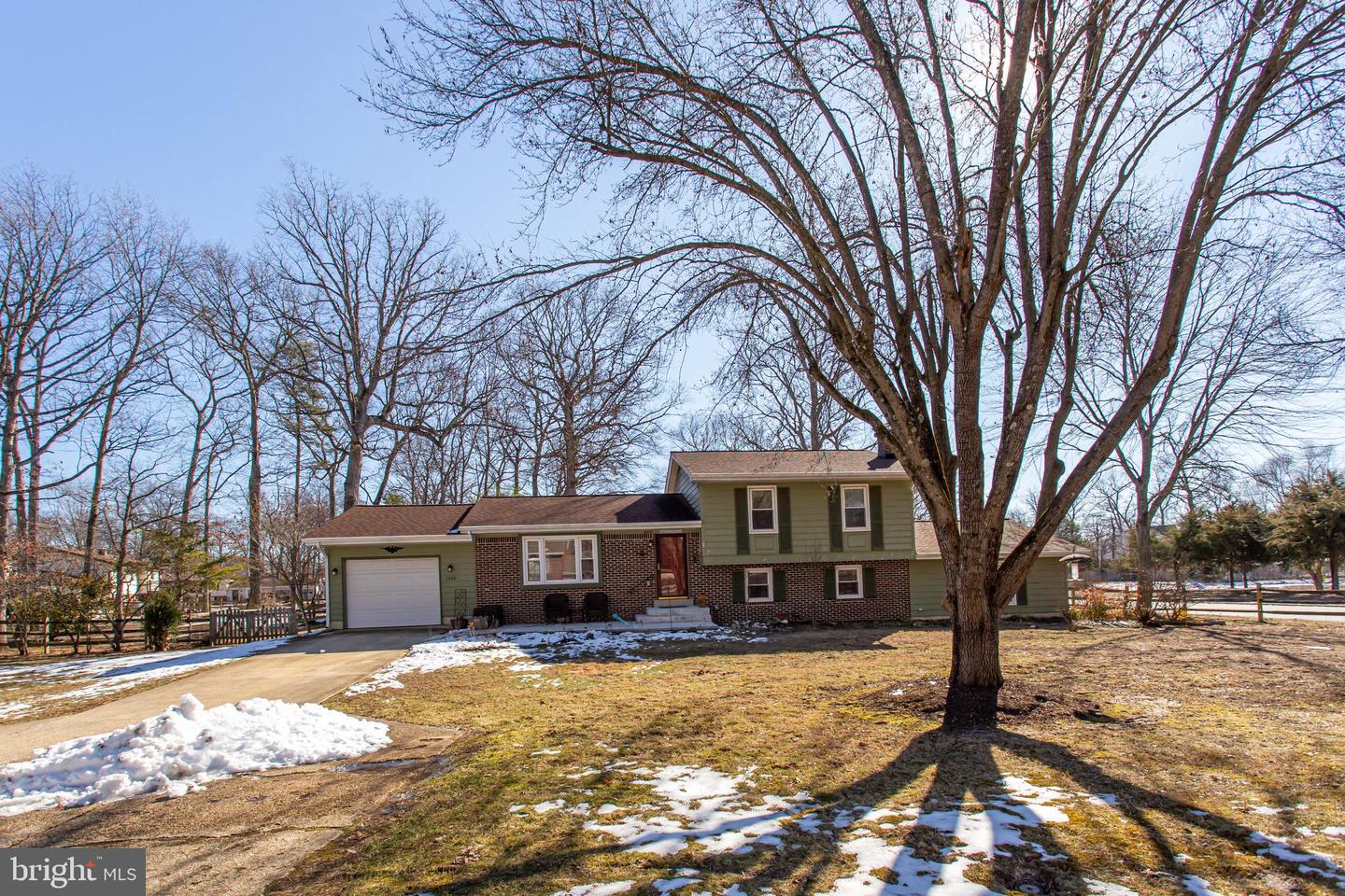 1600 Boarman Ct Property Photo 1