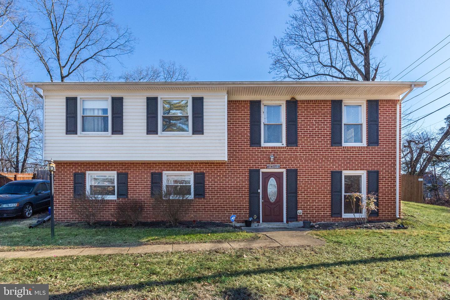 6851 Arbor Ln Property Photo