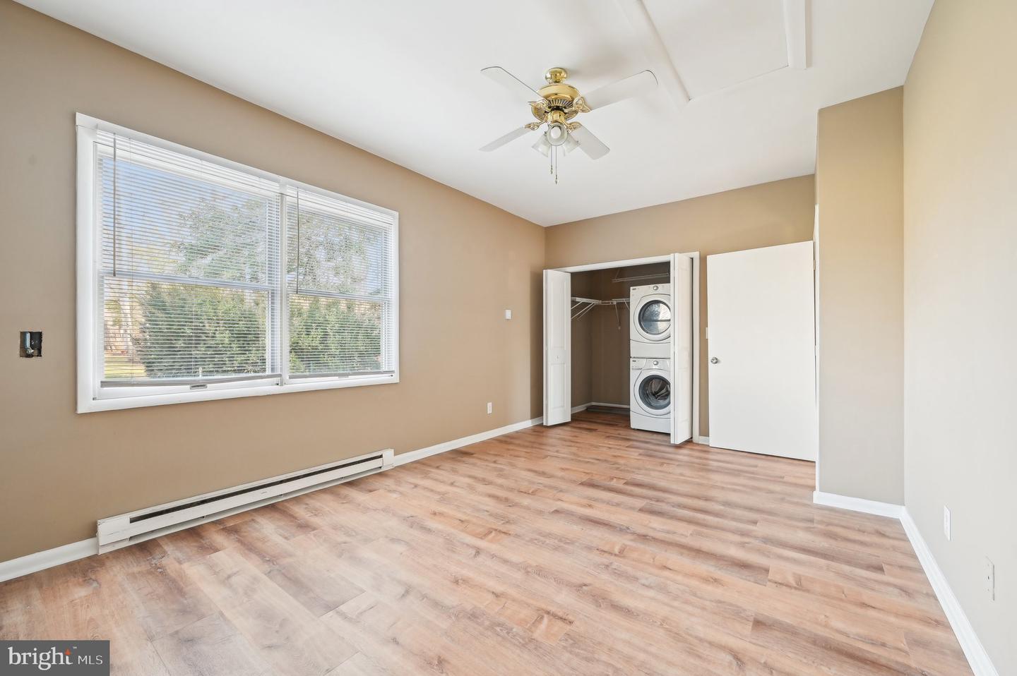 13995 Petzold Dr Property Photo 25