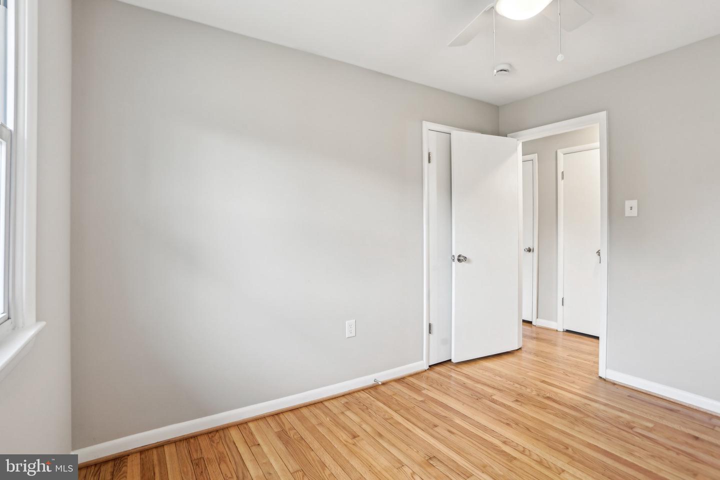 13995 Petzold Dr Property Photo 31