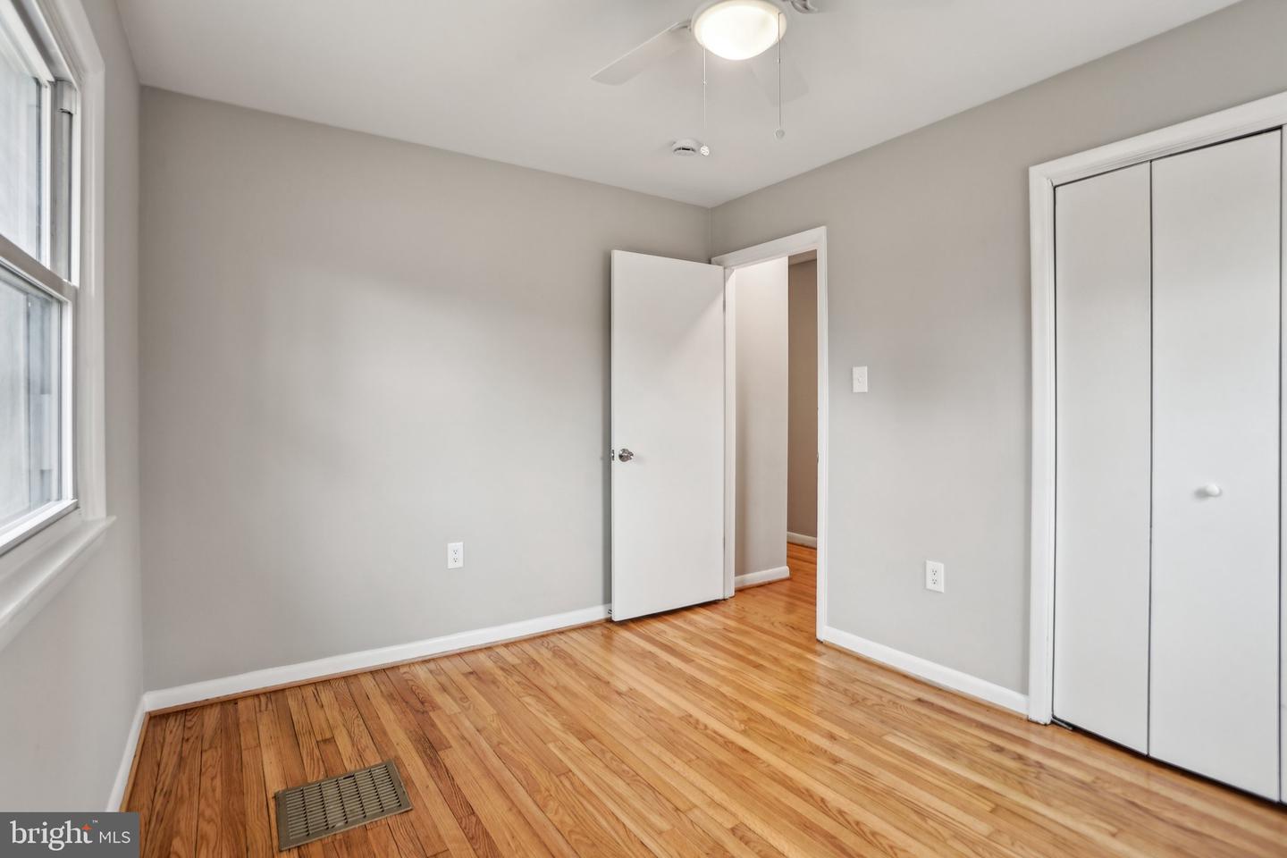 13995 Petzold Dr Property Photo 33