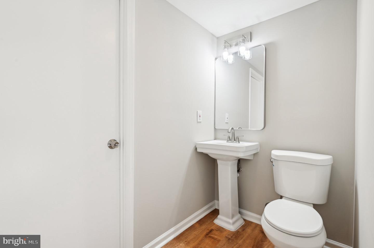 13995 Petzold Dr Property Photo 42