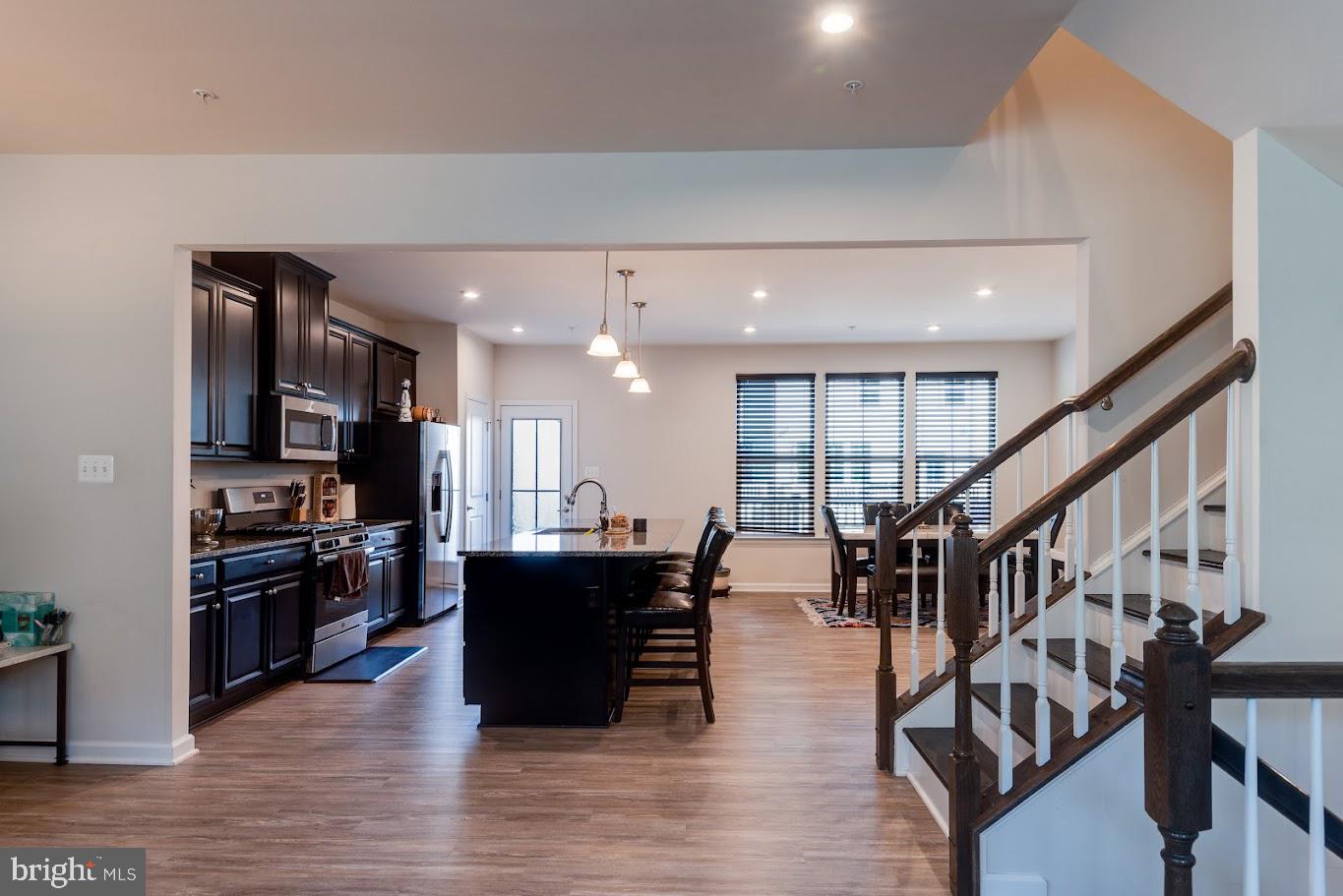 10906 Clerkenwell Aly Property Photo 5