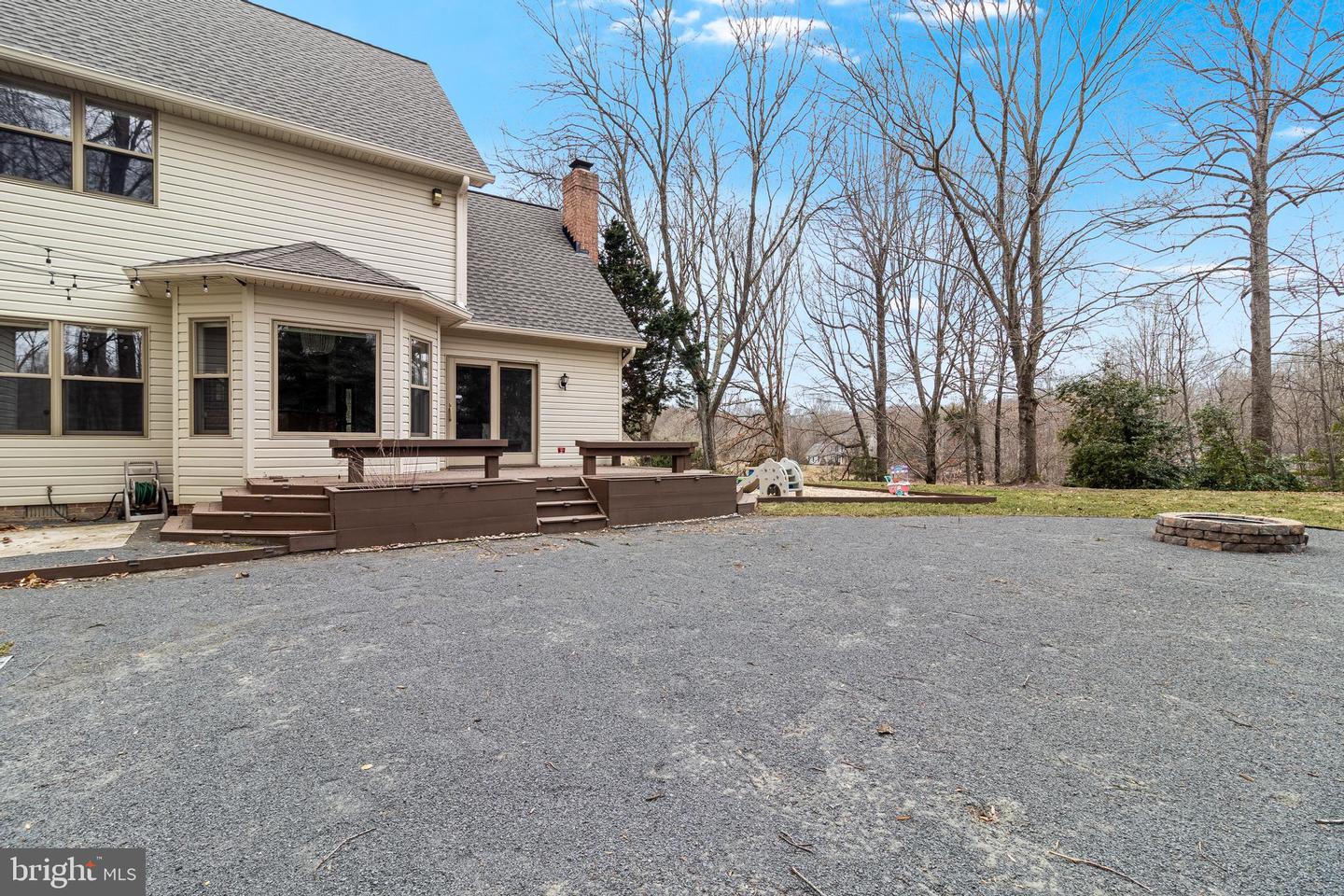 16817 Old Field Ln Property Photo 42