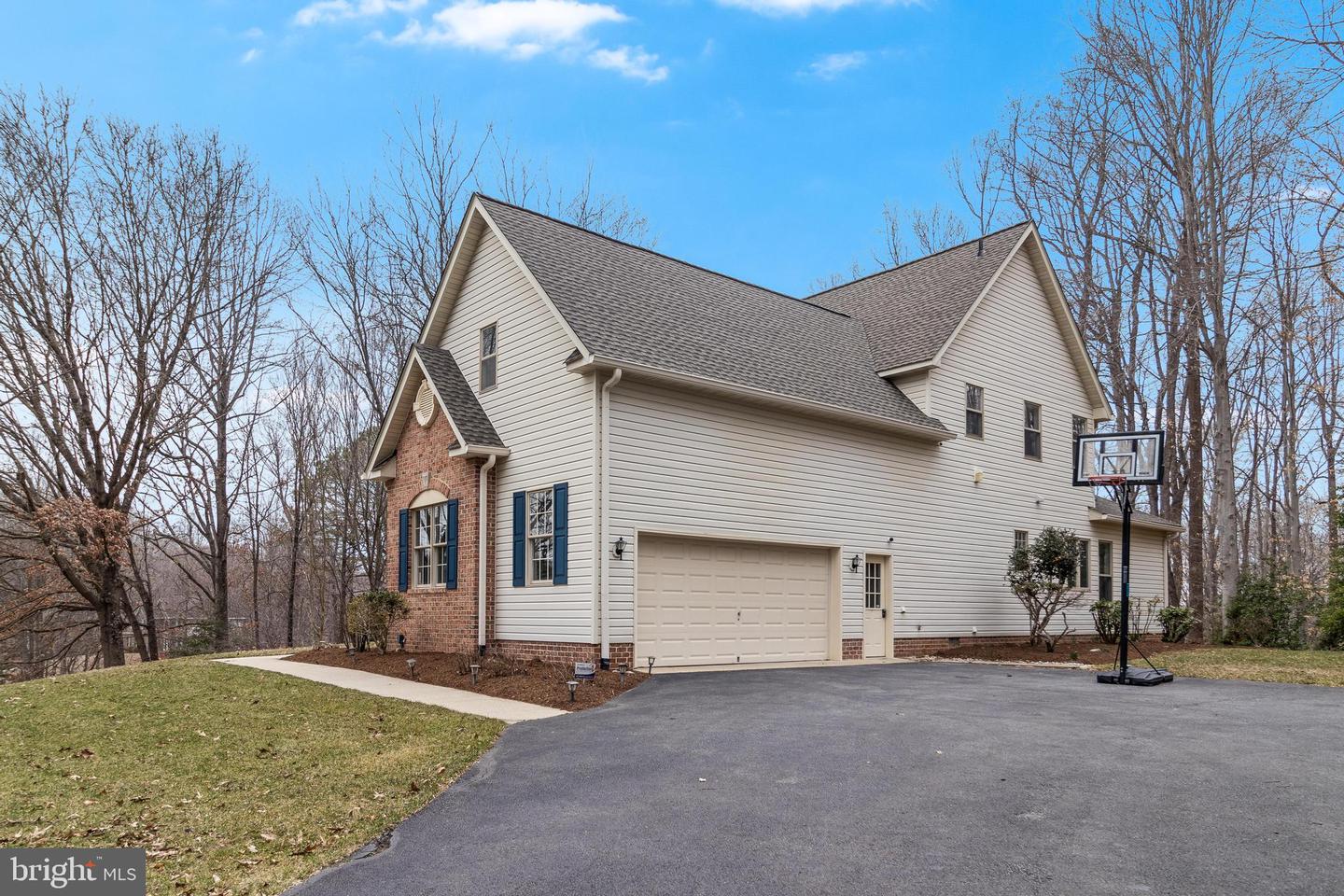 16817 Old Field Ln Property Photo 43