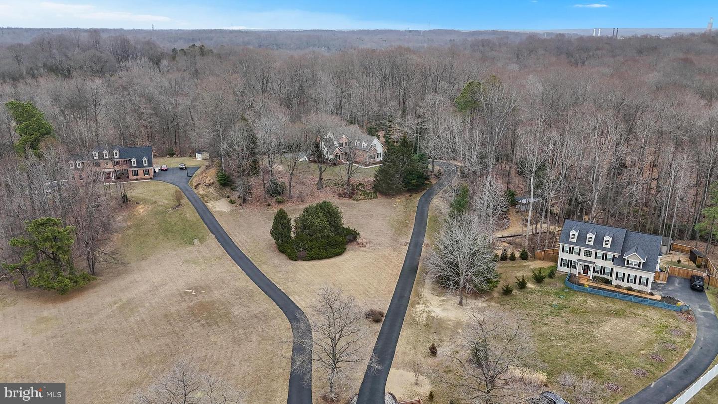 16817 Old Field Ln Property Photo 45