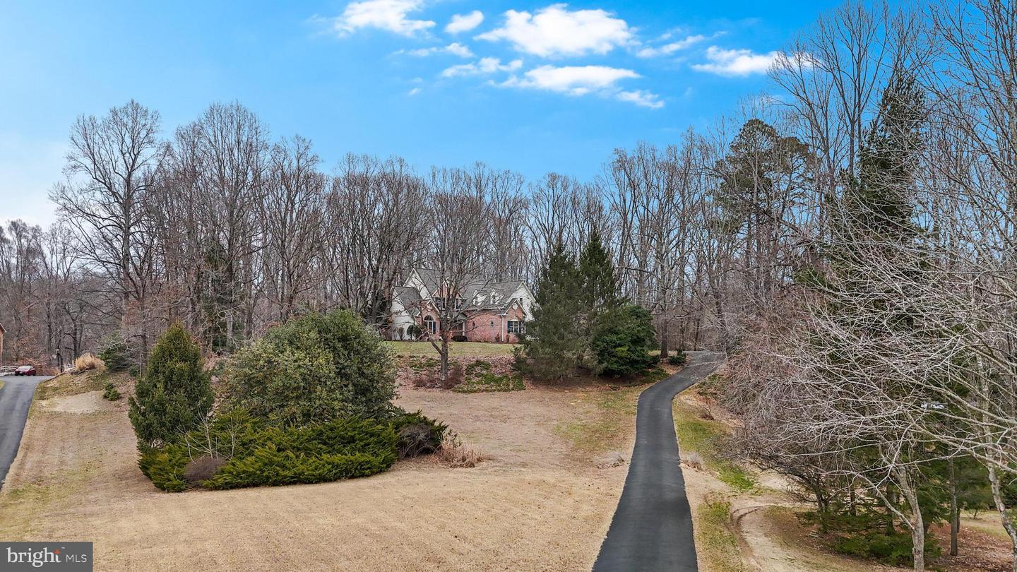 16817 Old Field Ln Property Photo 46