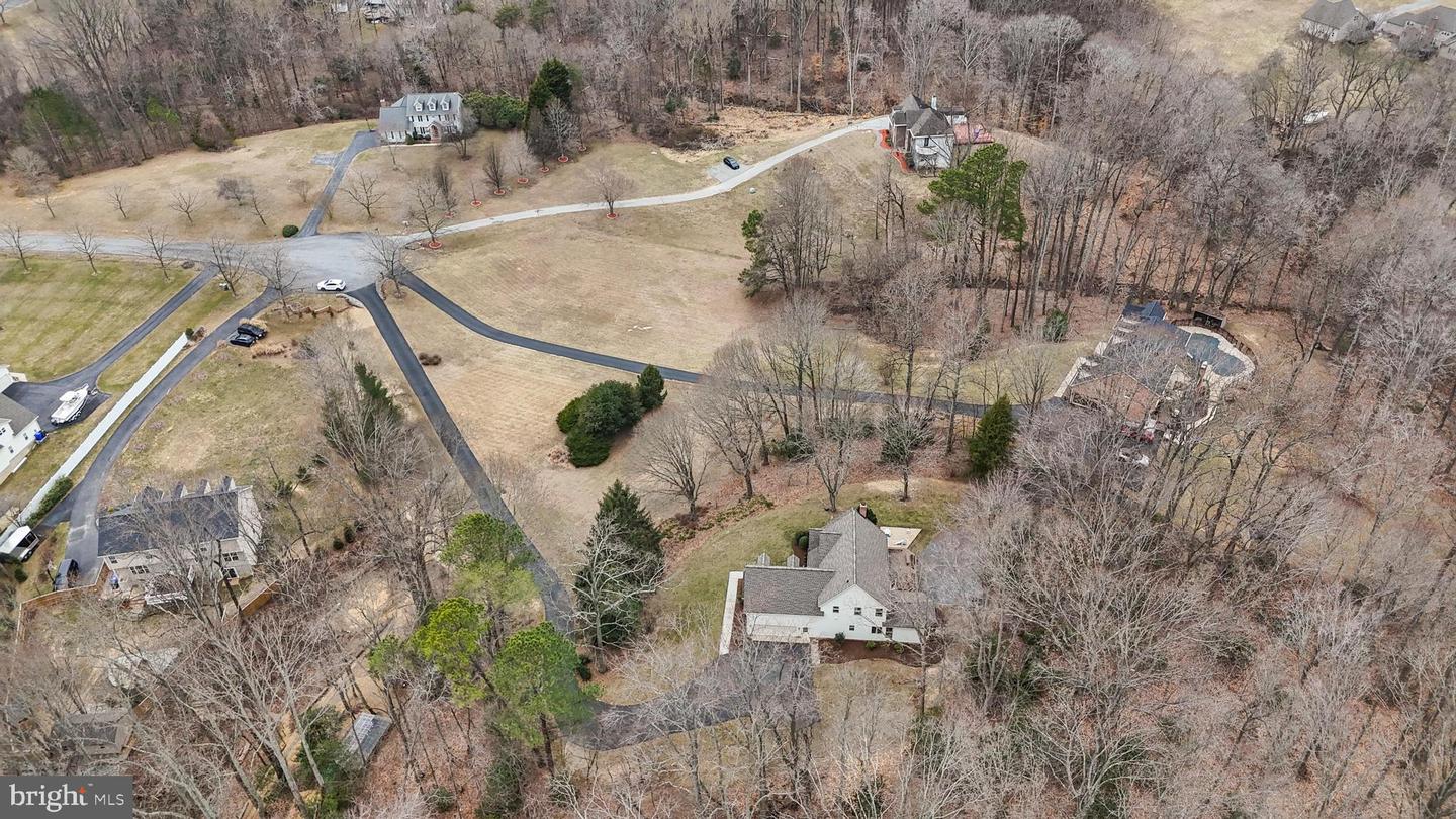 16817 Old Field Ln Property Photo 49