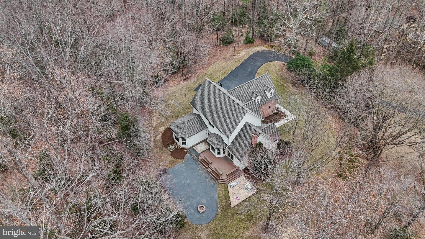 16817 Old Field Ln Property Photo 53