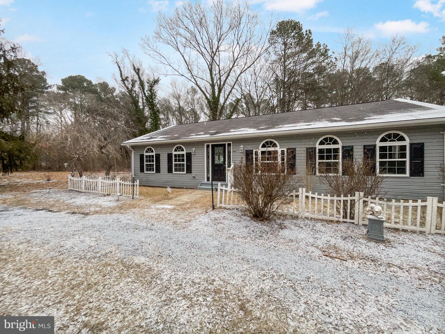 9380 Crystal Ln Property Photo