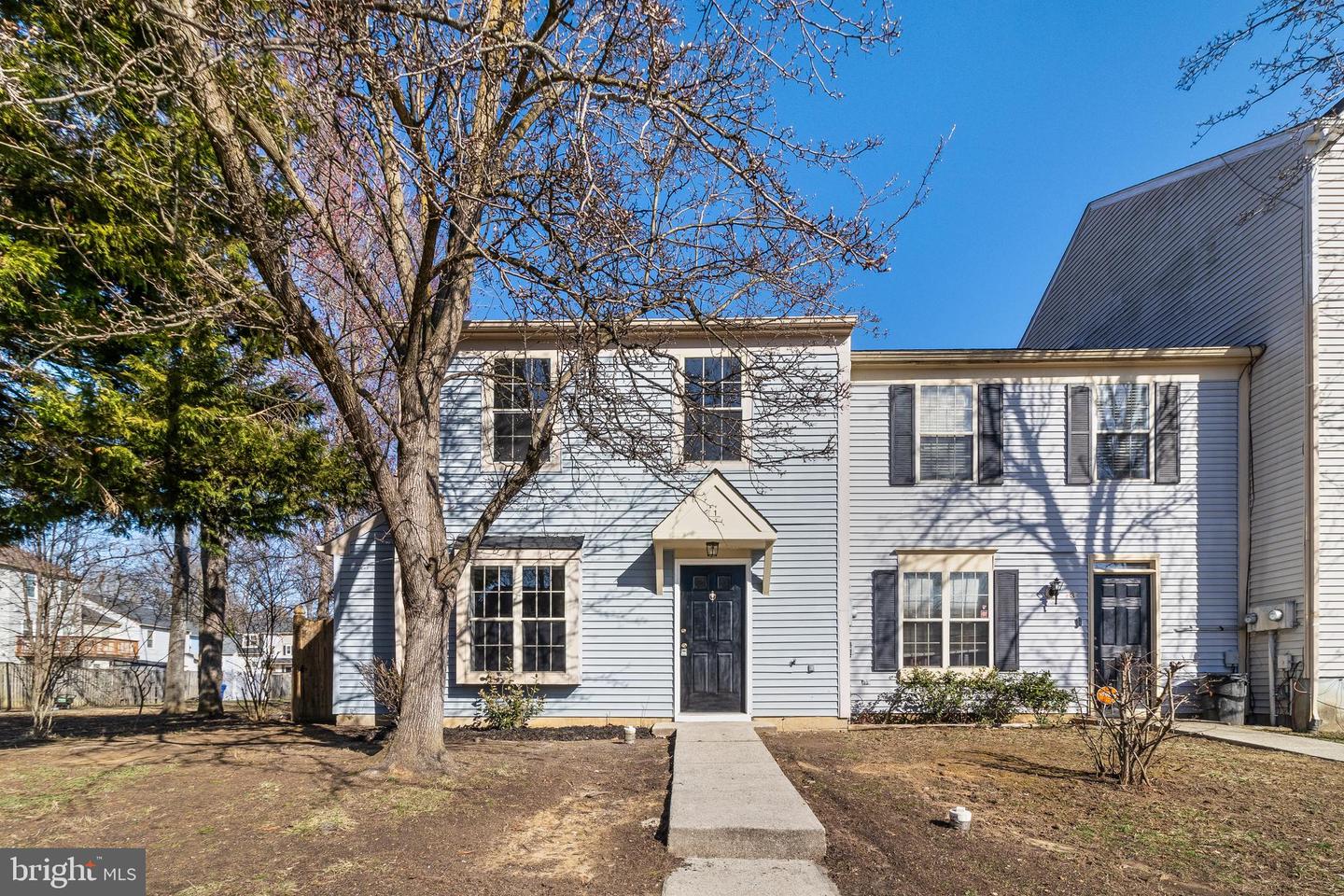 1 Oakside Ln Property Photo