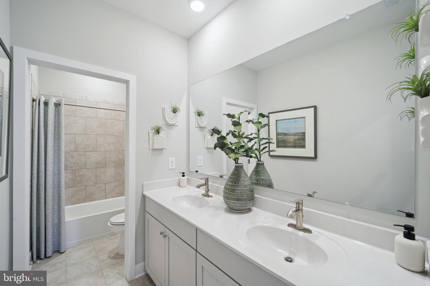 5847 Calypso Court Property Photo 14