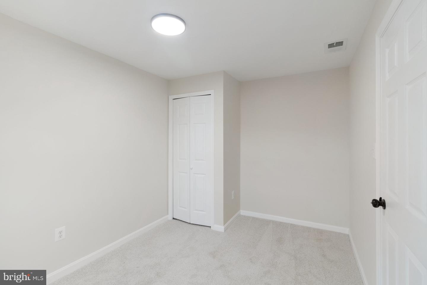 3165 Mill Pl Property Photo 11