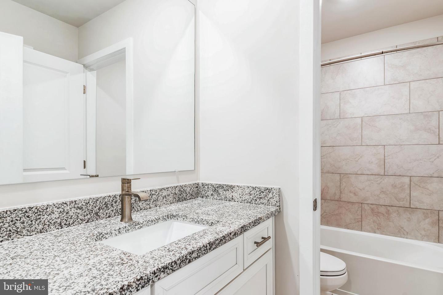 11793 Seamus Heaney Ct Property Photo 19