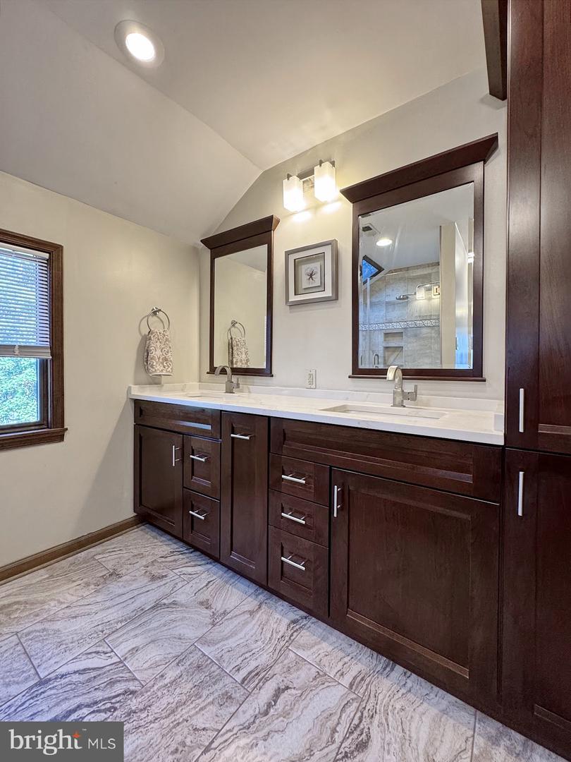 8150 Plowden Dr Property Photo 49