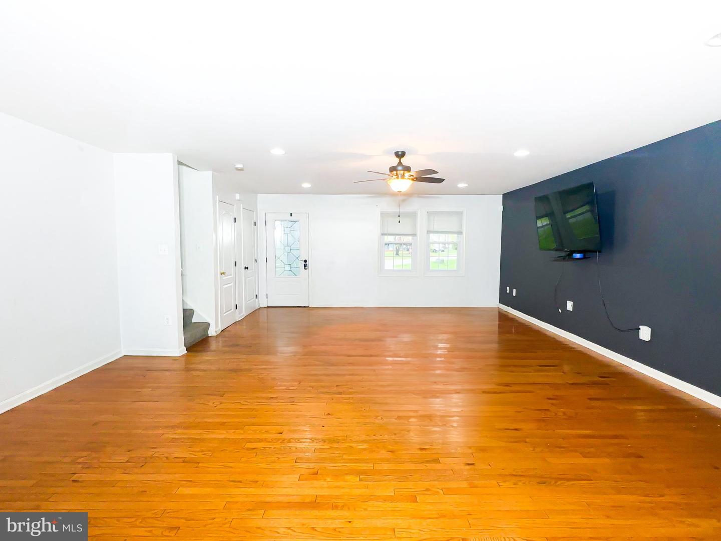 2204 Holly Oak Ct Property Photo 7