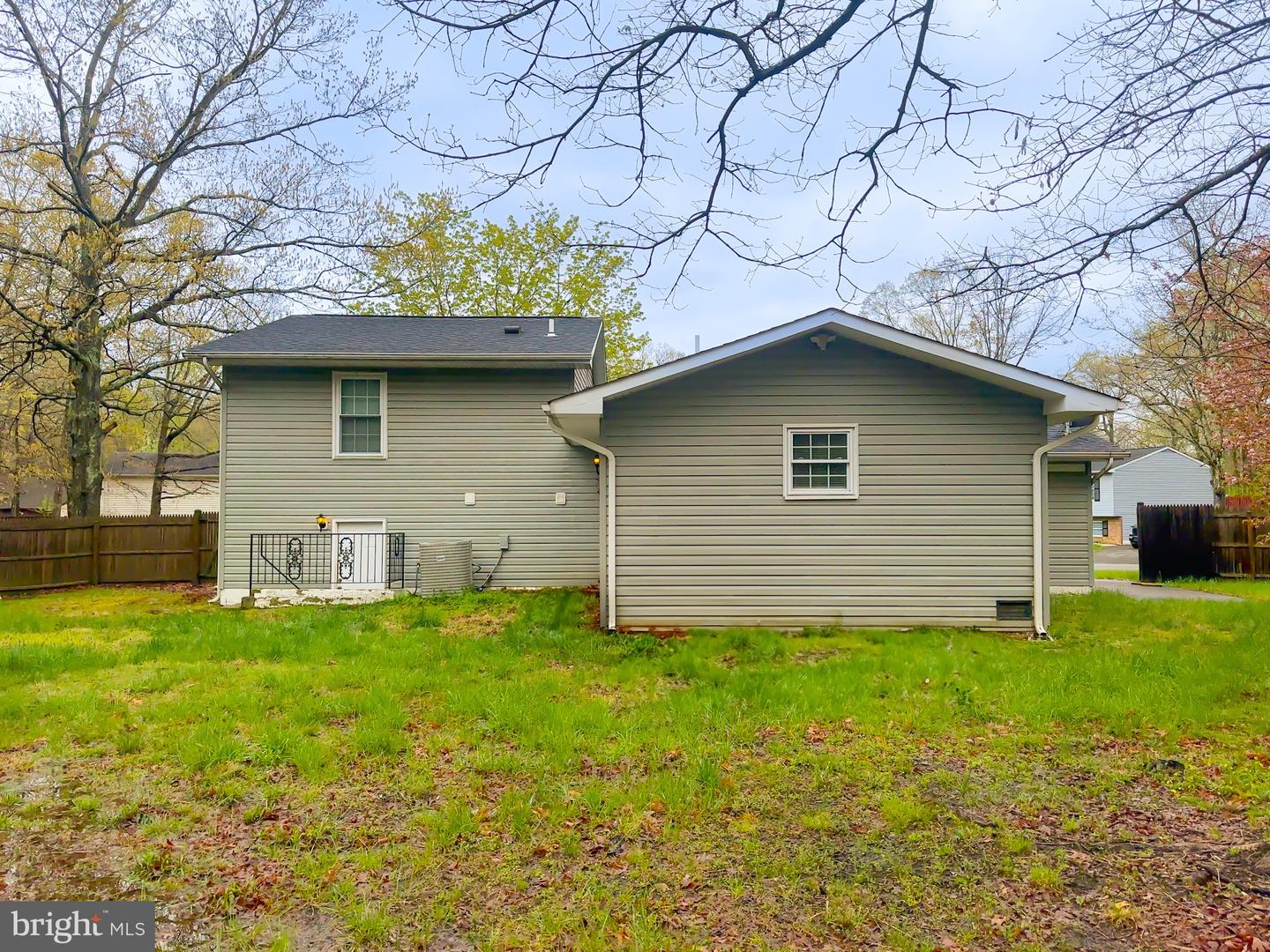 2204 Holly Oak Ct Property Photo 17