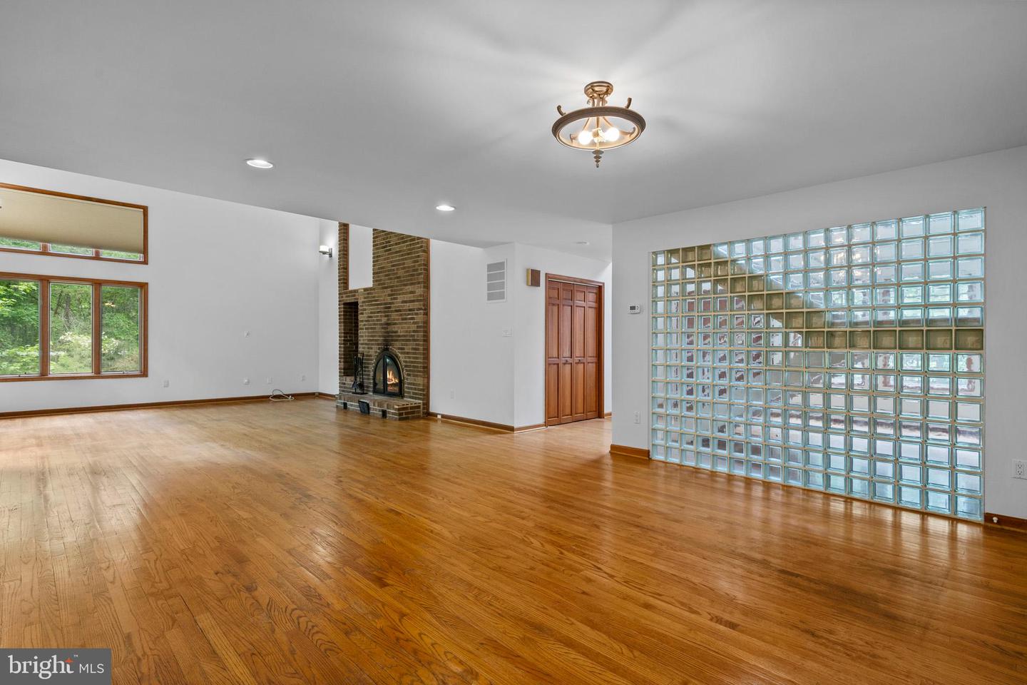 8095 Plowden Dr Property Photo 10