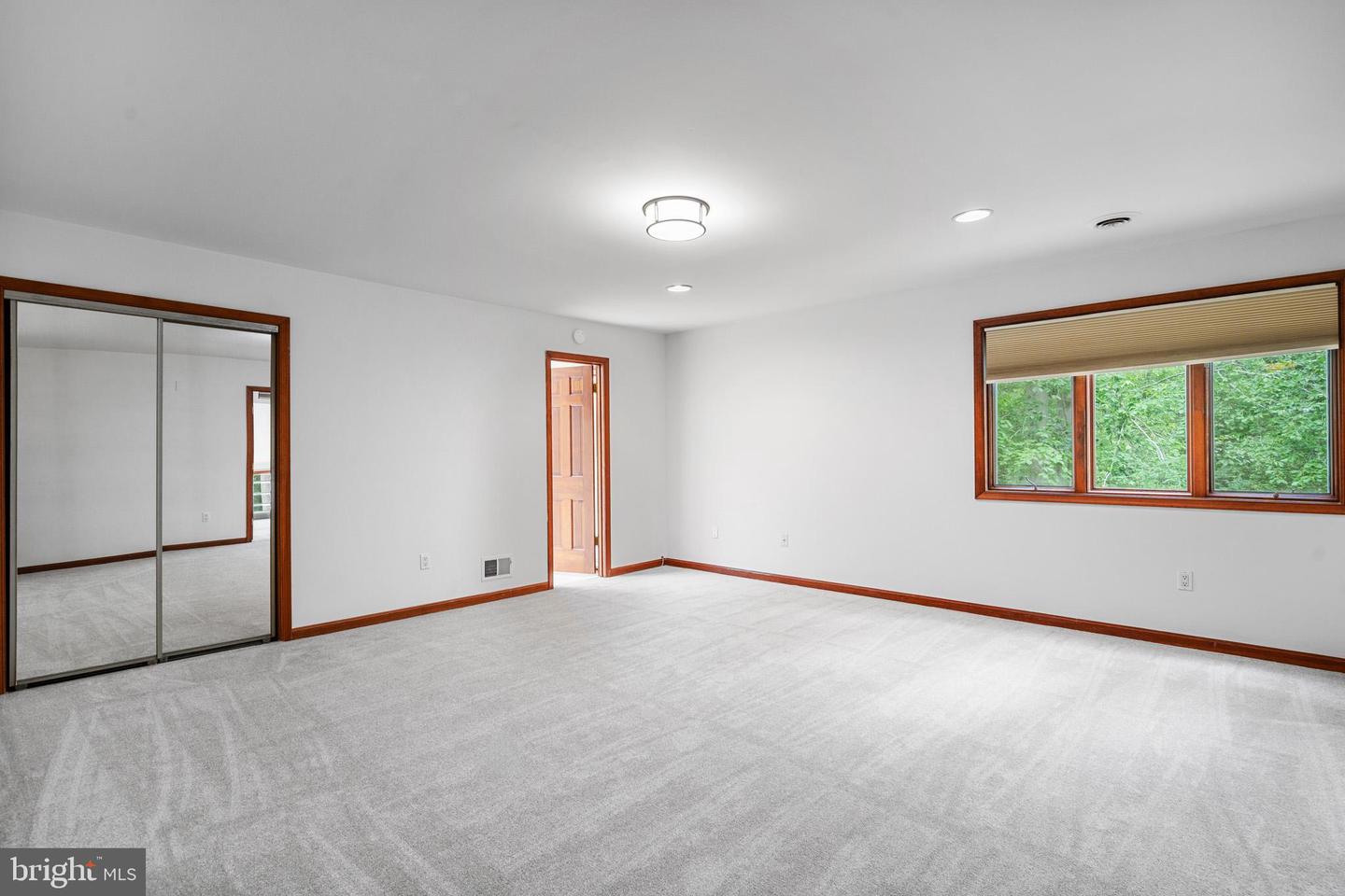 8095 Plowden Dr Property Photo 12