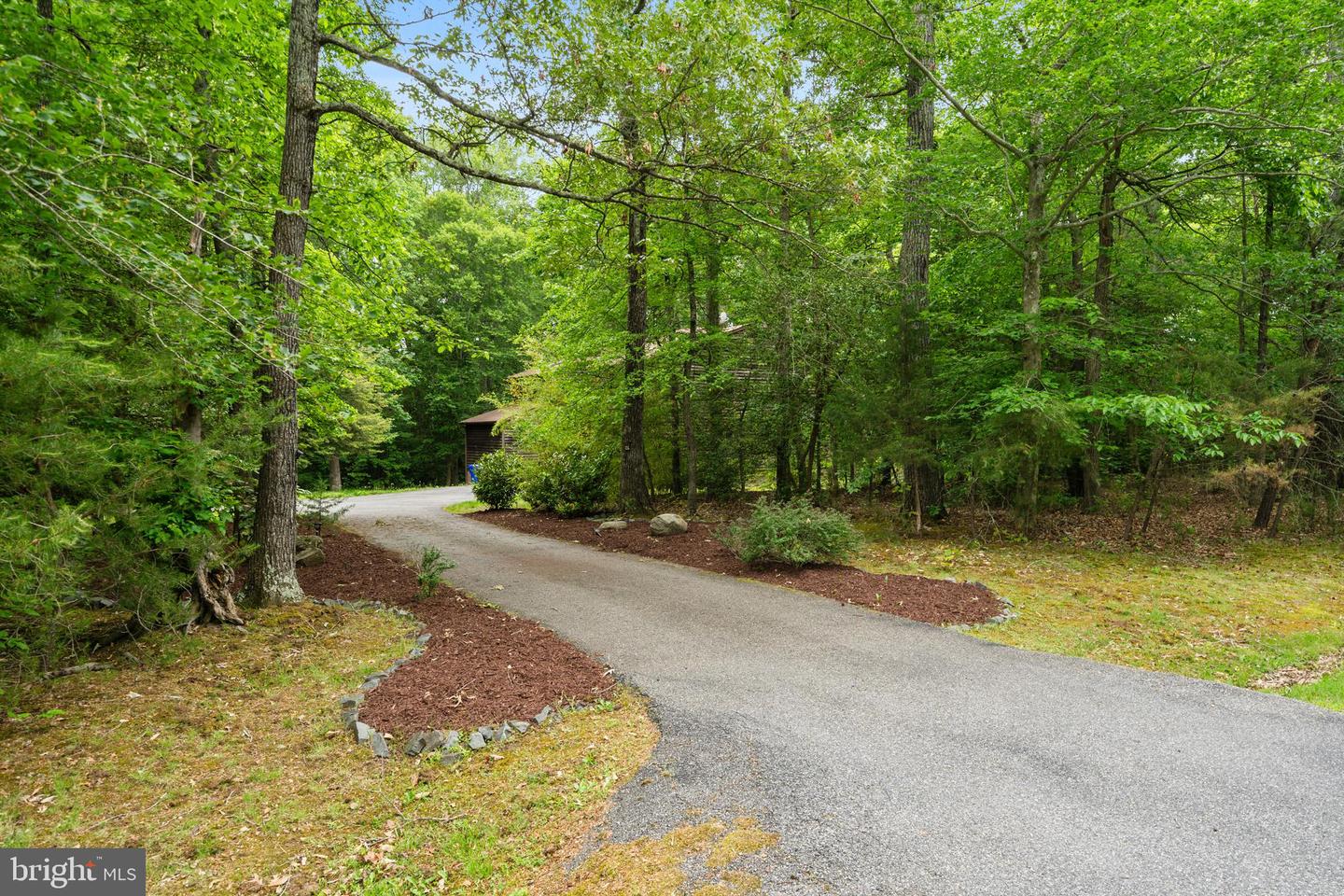 8095 Plowden Dr Property Photo 15