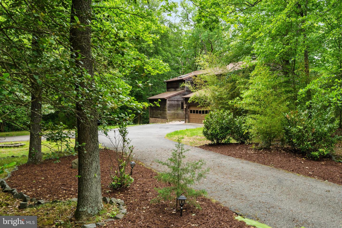 8095 Plowden Dr Property Photo 16