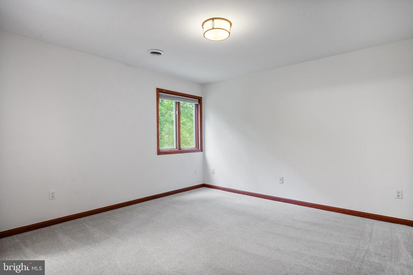 8095 Plowden Dr Property Photo 58