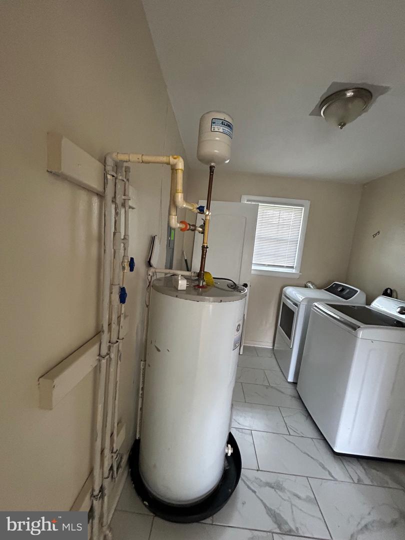 100 Ellerbe Dr Property Photo 8