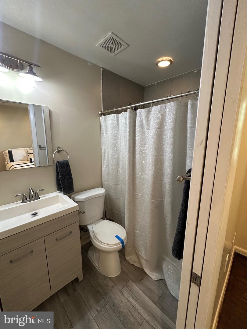 100 Ellerbe Dr Property Photo 14