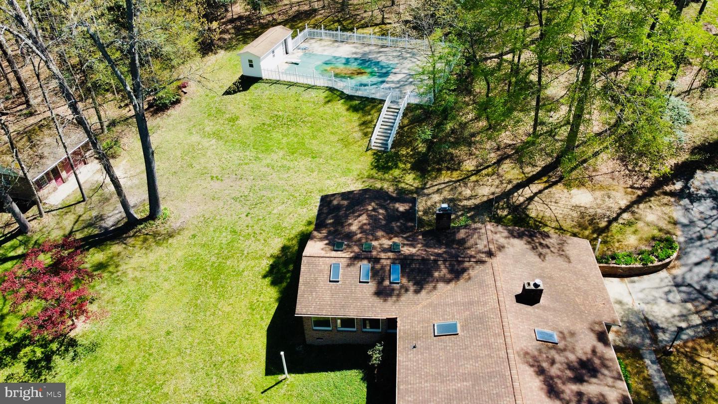 9880 Beech Ln Property Photo 9