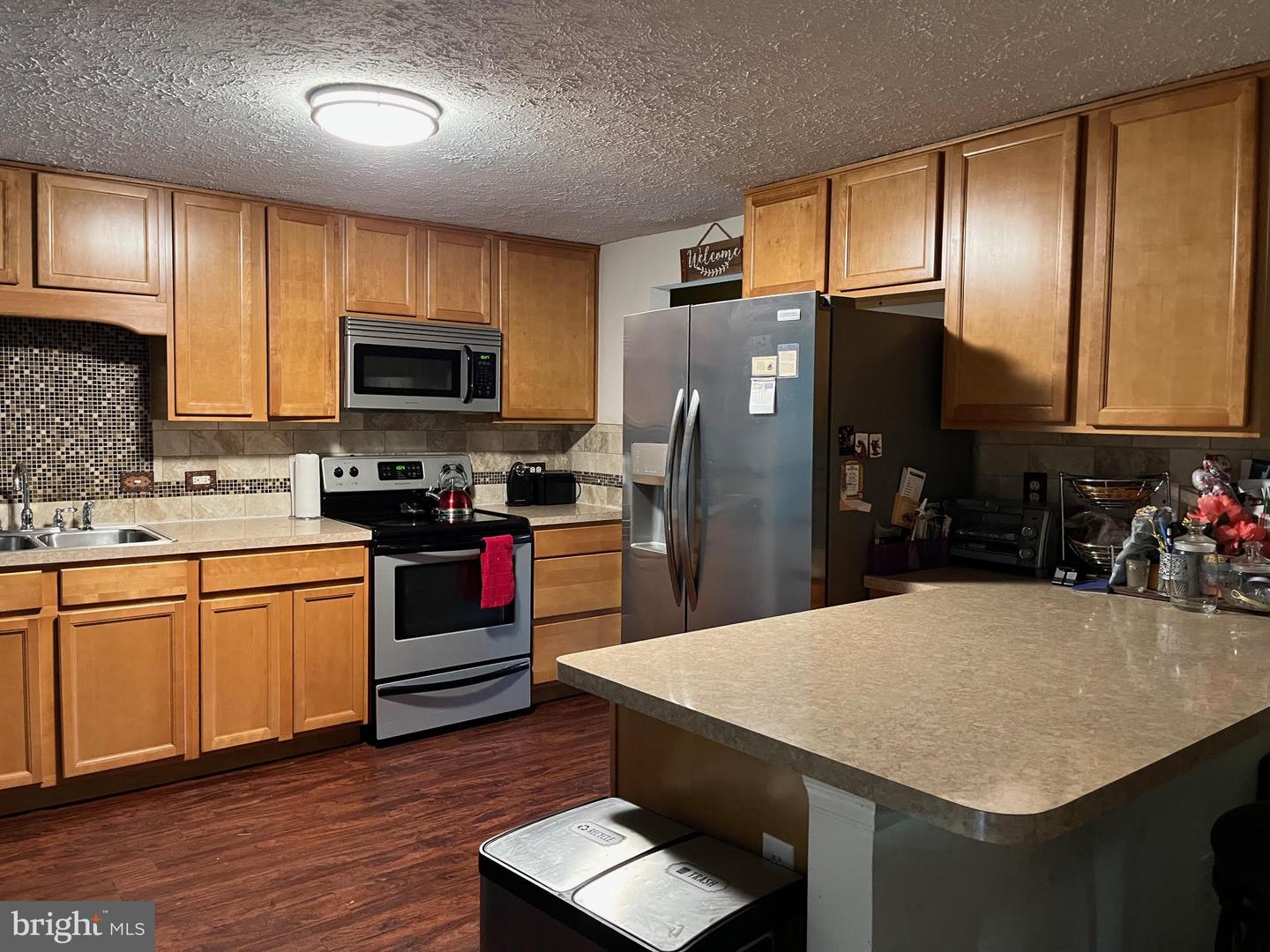 4071 Powell Ct Property Photo 4
