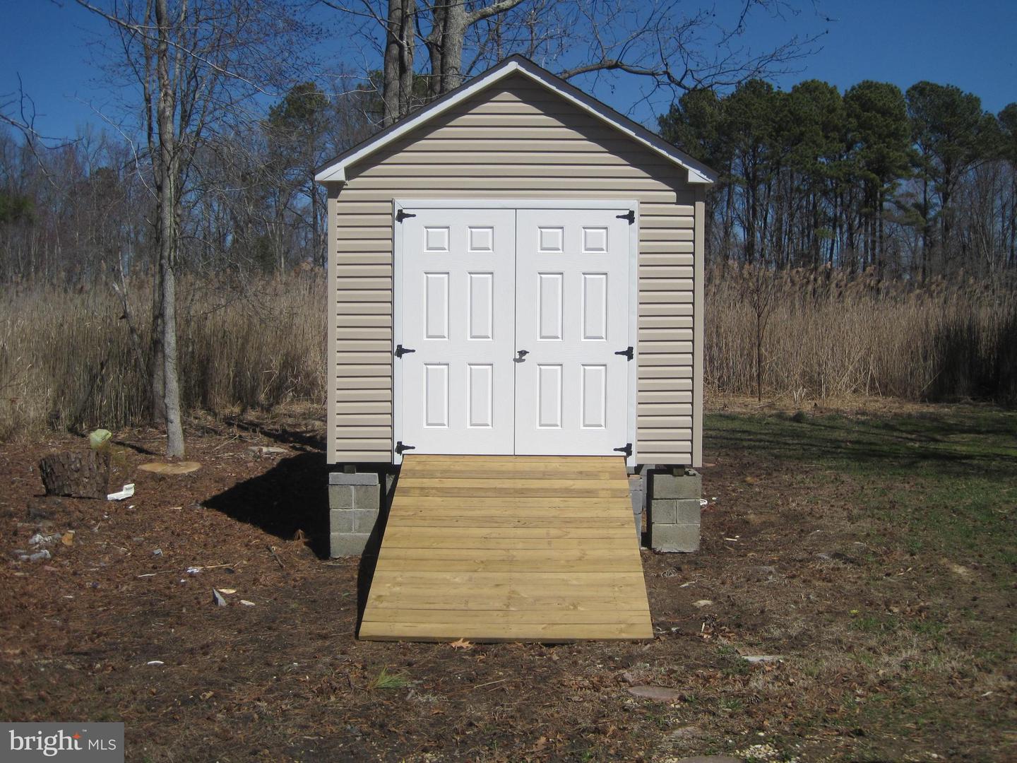 16130 Cobb Island Rd Property Photo 12