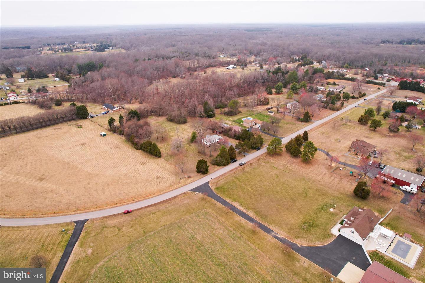 8475 Wedding Dr Property Photo 16