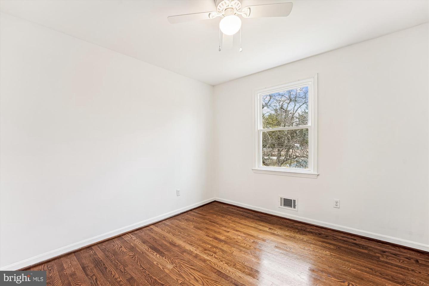 8475 Wedding Dr Property Photo 27
