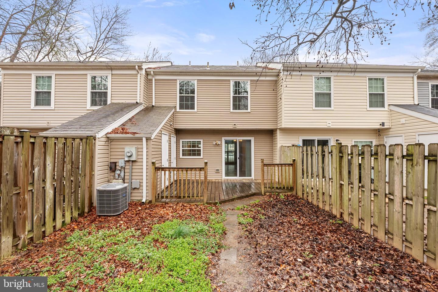 3877 Kearnys Inn Pl Property Photo 33